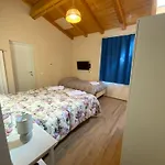 Casale La Rosa Azzurra Κατάλυμα σε φάρμα *