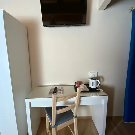 Casale La Rosa Azzurra 农家乐 *